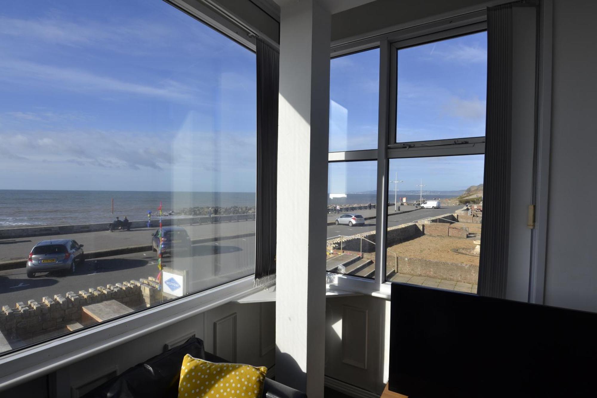Westpoint Apartments West Bay Room photo
