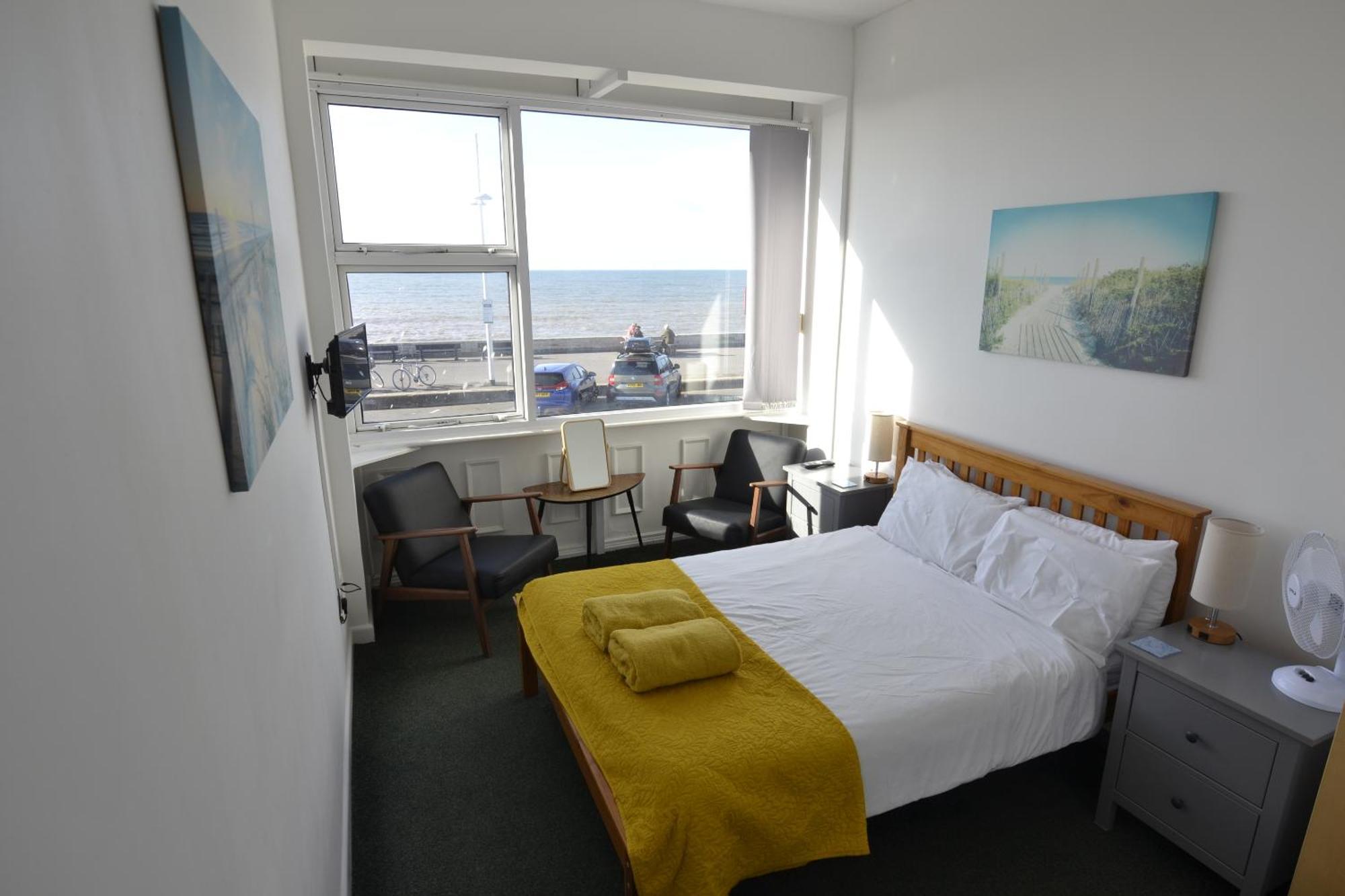 Westpoint Apartments West Bay Room photo