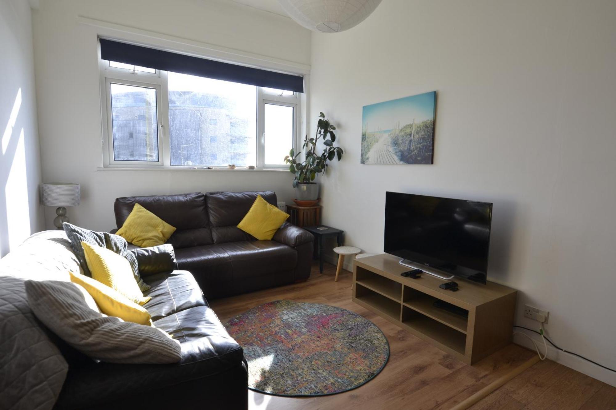 Westpoint Apartments West Bay Room photo